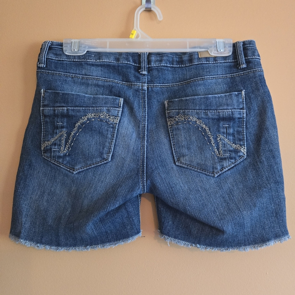 Bongo Jean Shorts - Picture 4 of 5